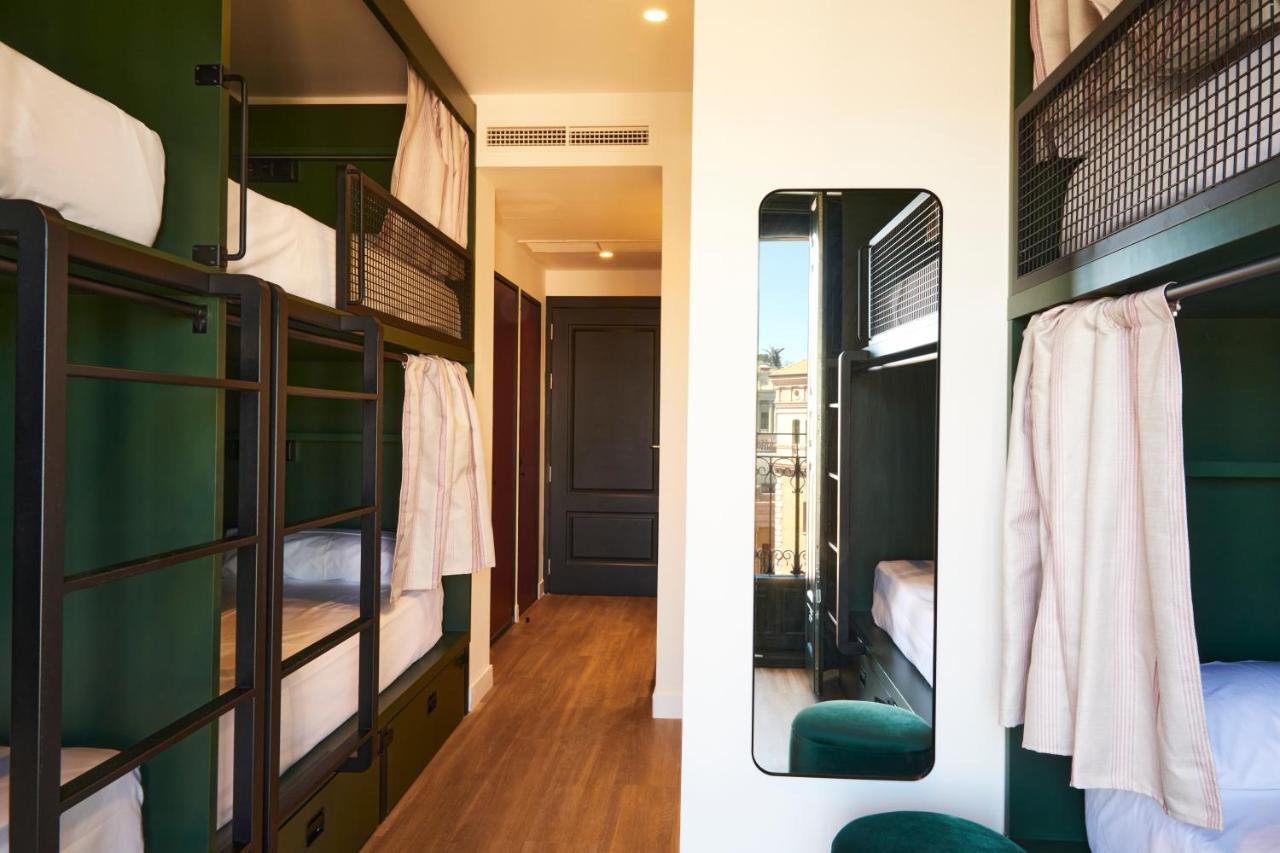 Latroupe Prado Hostel Μαδρίτη Εξωτερικό φωτογραφία