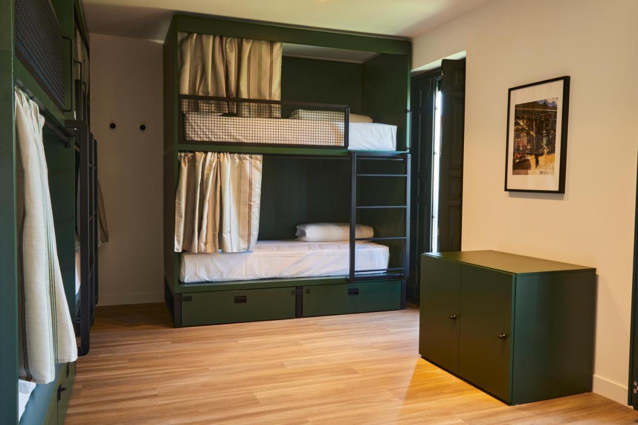 Latroupe Prado Hostel Μαδρίτη Εξωτερικό φωτογραφία