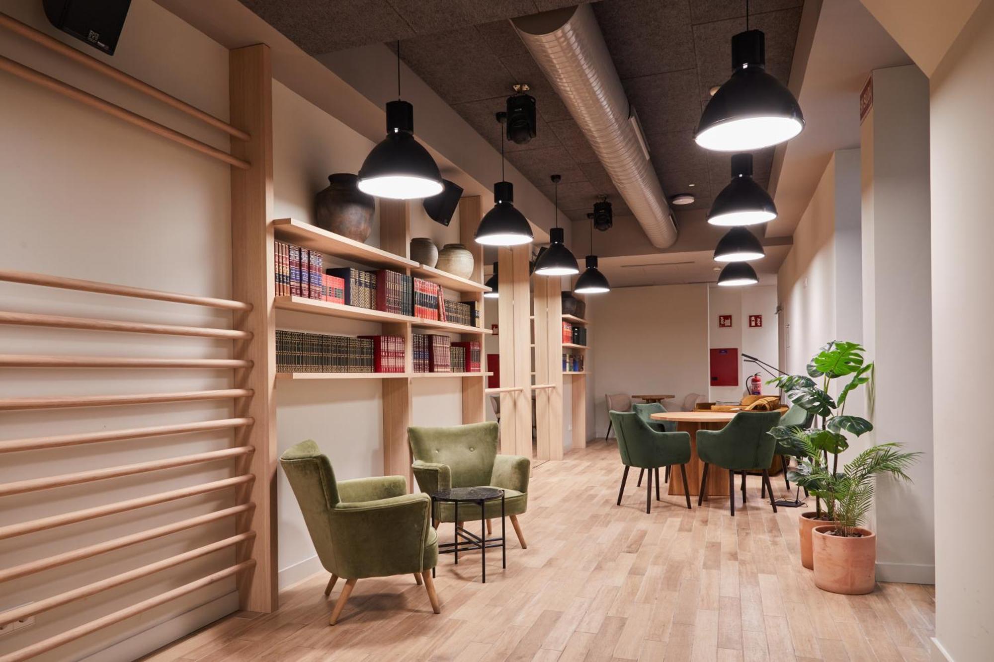 Latroupe Prado Hostel Μαδρίτη Εξωτερικό φωτογραφία